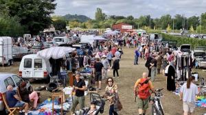 Brocante, Vide grenier - Libourne