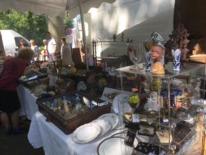 Brocante, Vide grenier - Chauvigny