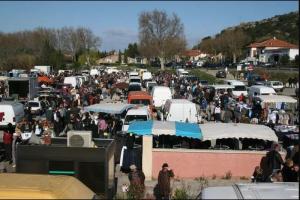 Marché aux puces et brocante - Mornas