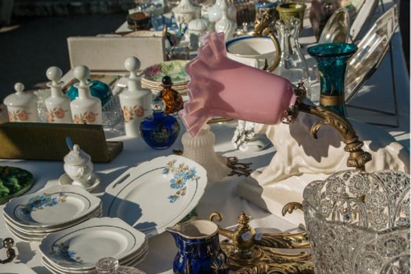 Brocante, Vide grenier - Valence