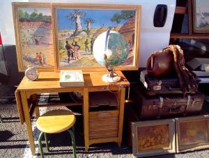 Brocante, Vide grenier - Biras