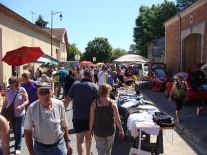 Brocante, Vide grenier - Outrepont