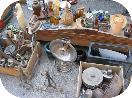 Brocante vide greniers - la brocante à Bellou - Forcalquier