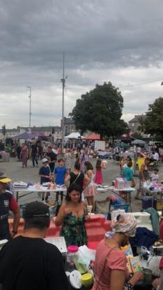 Vide-greniers - braderie des commerçants - Laval