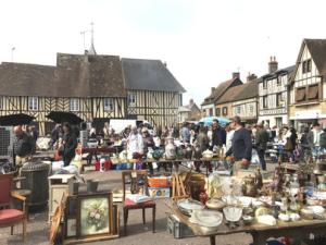 Foire à Tout - La Ferrière-sur-Risle