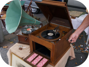 Brocante, Vide grenier - Saint-Ours