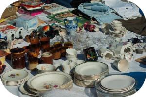 Brocante, Vide grenier - Naves