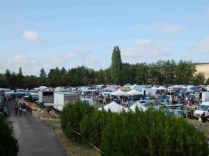 Brocante, Vide grenier - La Celle-Guenand