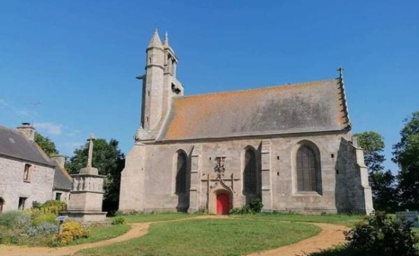 Vide grenier de la Chapelle du Paradis - Pommerit-le-Vicomte