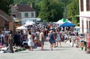 Vide grenier - fête au village - Saint-Denis-d'Authou