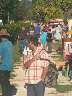 Vide grenier fin d'hiver - Bourg