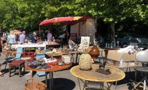 Brocante, Vide grenier - Gif-sur-Yvette